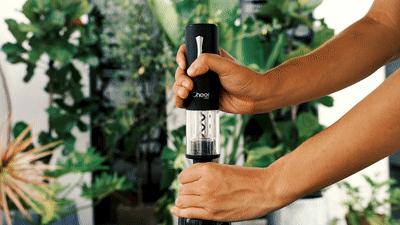 徒手快速开红酒,6秒开红酒黑科技