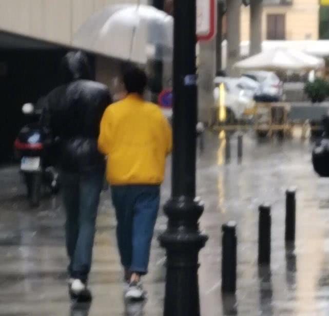 小包总杨烁同框,小包总和杨烁最近的消息