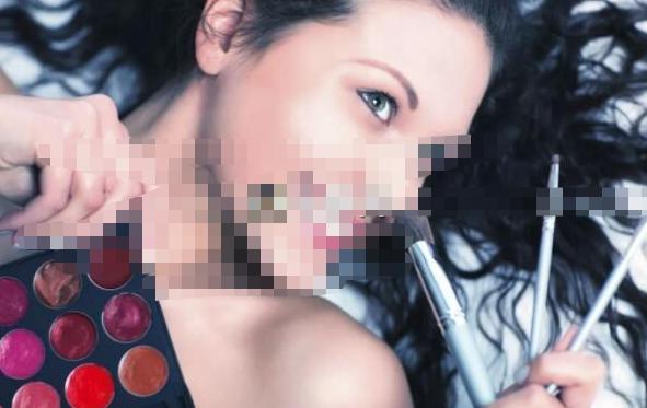 化妆品怎么做引流赚钱,微商卖化妆品应该怎么引流