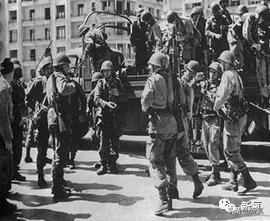 时尚界第一美男子伊夫圣罗兰,法国潮流品牌男士