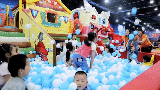 潍坊室内儿童项目加盟费用,艾尚童话室内儿童乐园