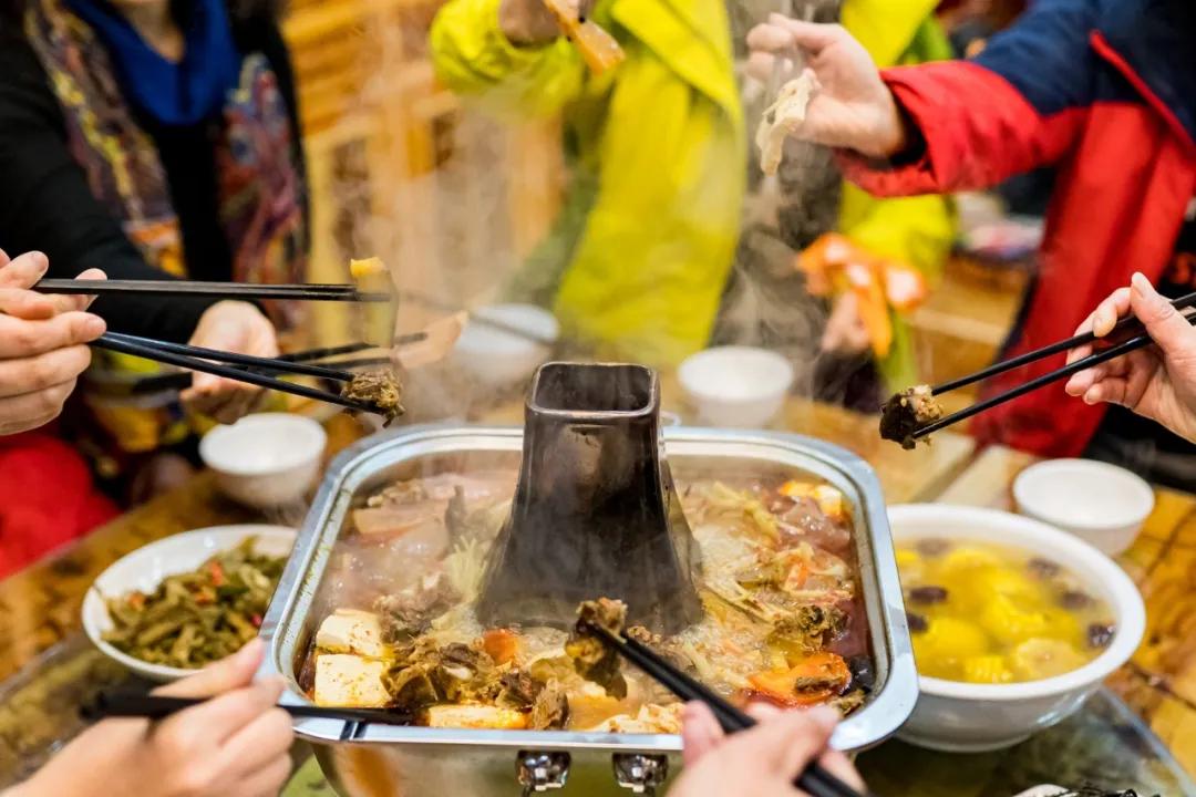 绫充簹缃楅湼鐜嬪北鏃呮父瑙嗛,绫充簹缃楅湼鐜嬪北鍏ㄦ櫙