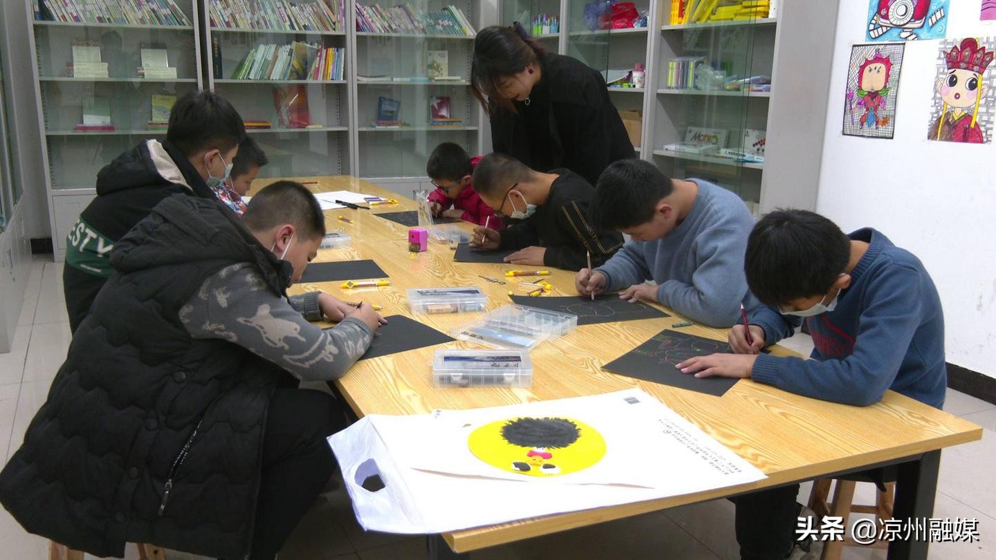 惠泽社区：“伴童画室”为民便民暖人心