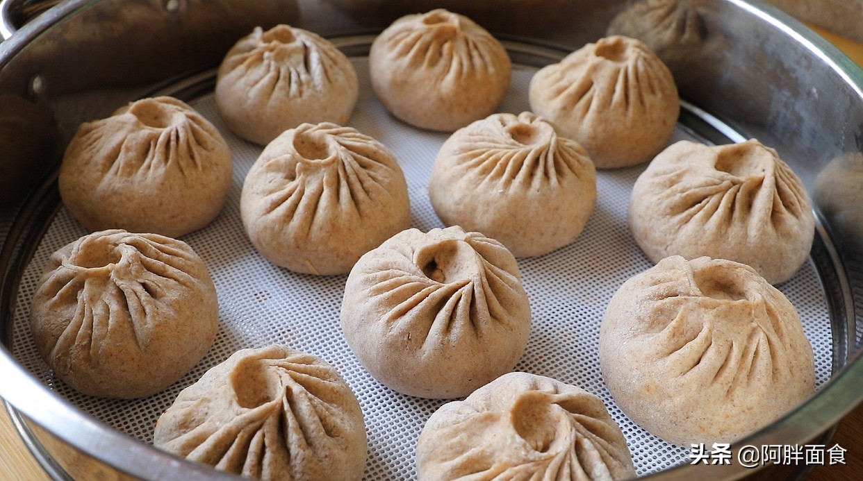 多用这菜调包子馅，多用这面擀包子皮，孩子吃促消化，成人吃减肉