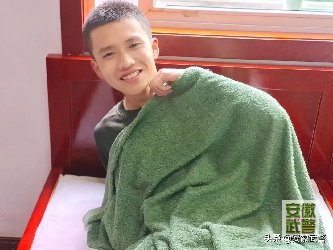 兵哥哥军营神器,部队兵哥哥必备