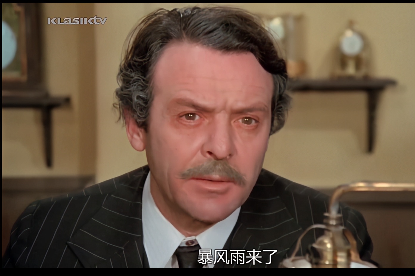 盘点影视剧中四种经典暗号，曹操一语催命，经典莫过《潜伏》