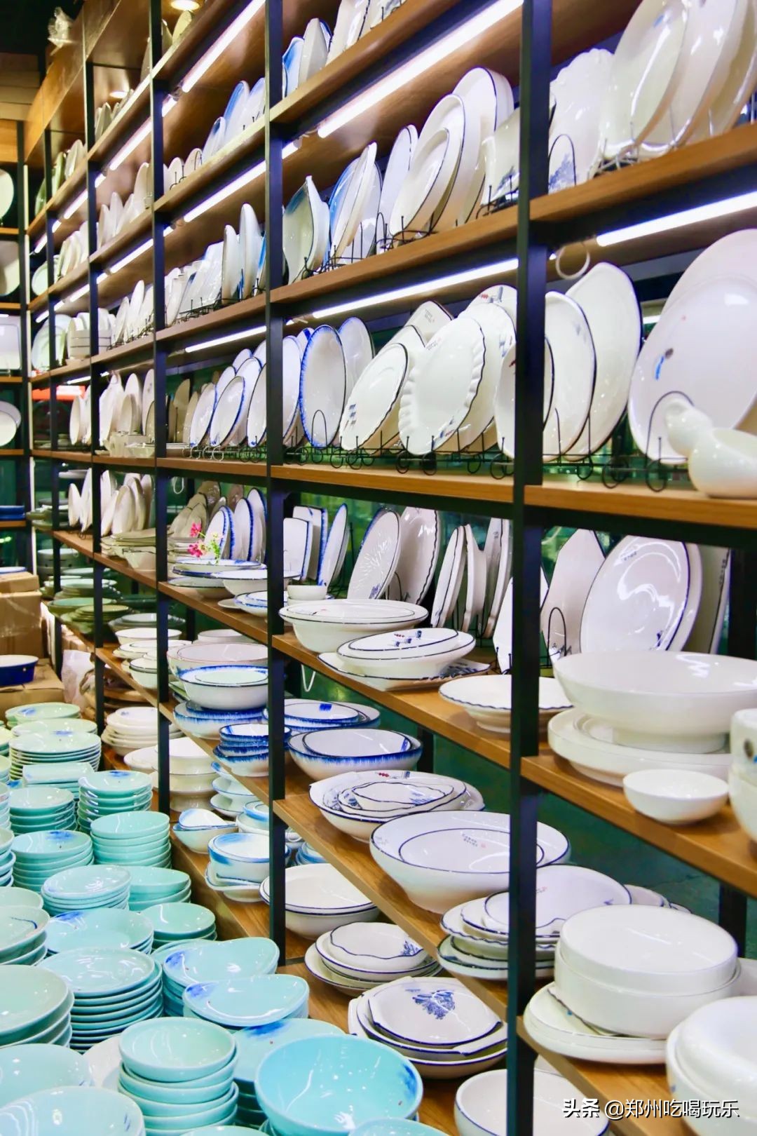 郑州最大二手厨具批发市场在哪里,郑州百荣厨具市场在哪个区