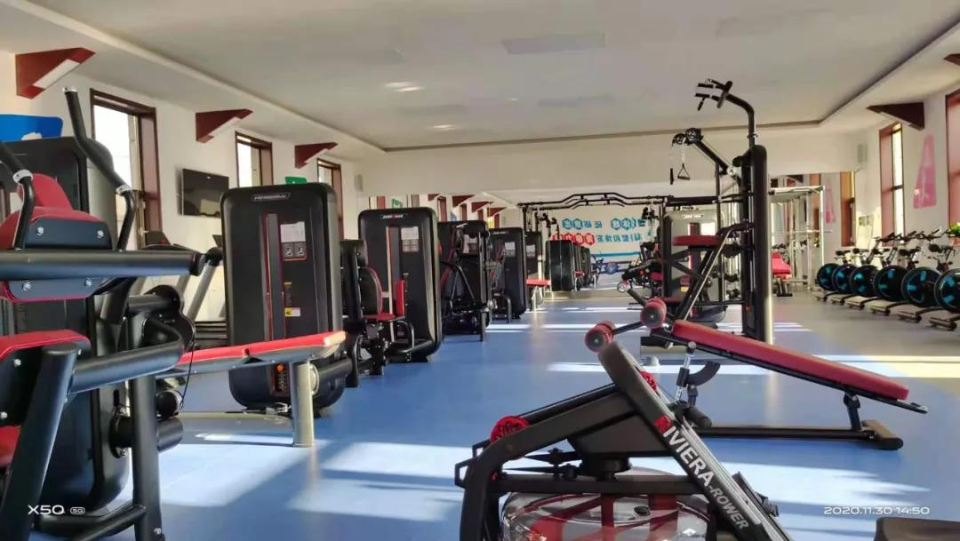 低成本的健身房配置方案,私人家庭健身房如何配置