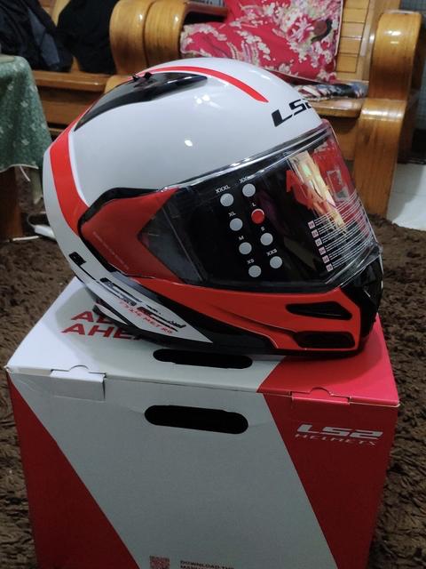 ls2ff399揭面盔开箱,跟ls2一样的揭面盔