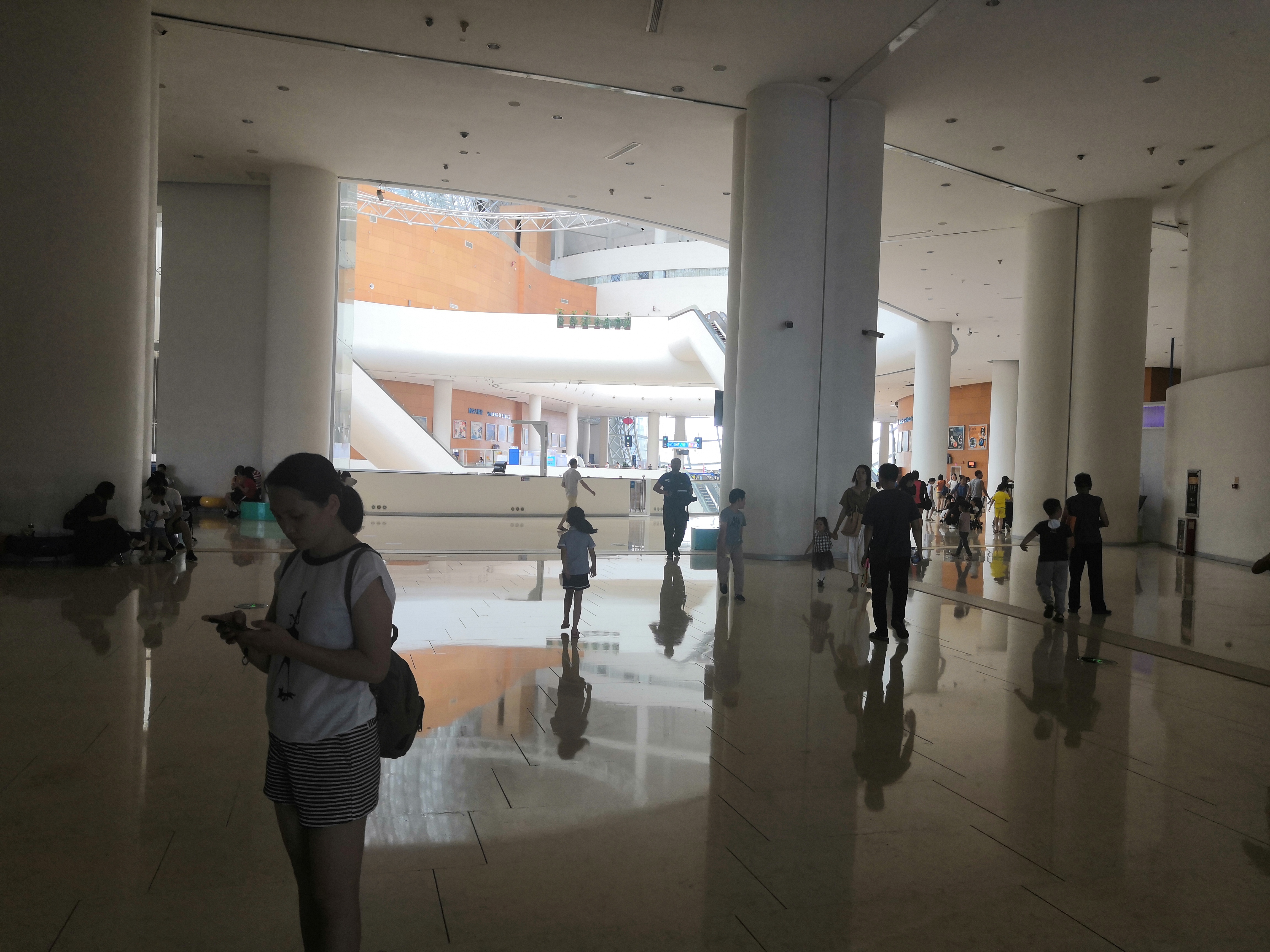 广东科学中心巨幕影院,广东科学中心城际站