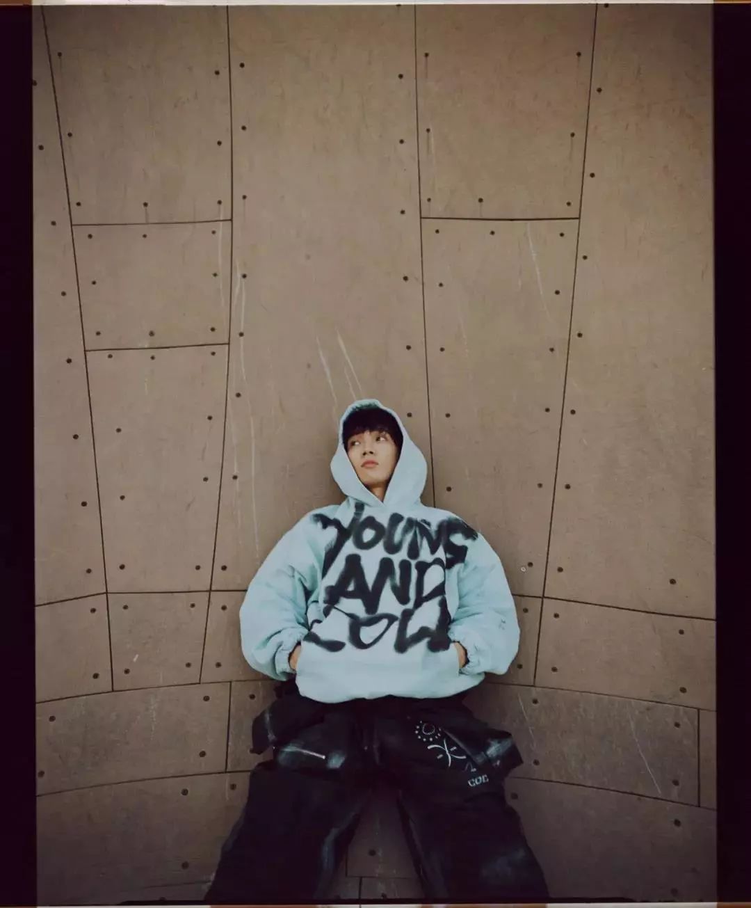 在HipHop这片无主之地上，你的男孩TT想做新的英雄！