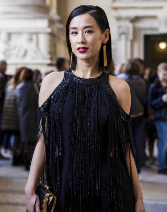 秦岚法令纹真实照片,秦岚讲有皱纹也很正常