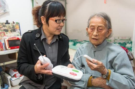 丁克家庭晚年在养老院后悔吗,丁克晚年生了孩子后悔吗