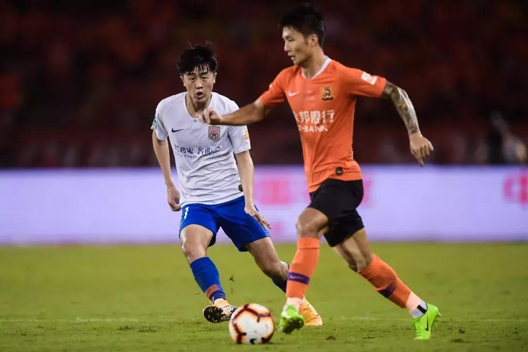 武汉卓尔4比3逆转广州富力,武汉卓尔赢球