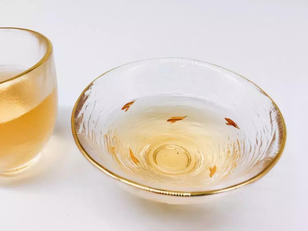 没有拥有一套属于自己的水晶杯，又怎么懂水晶呢？