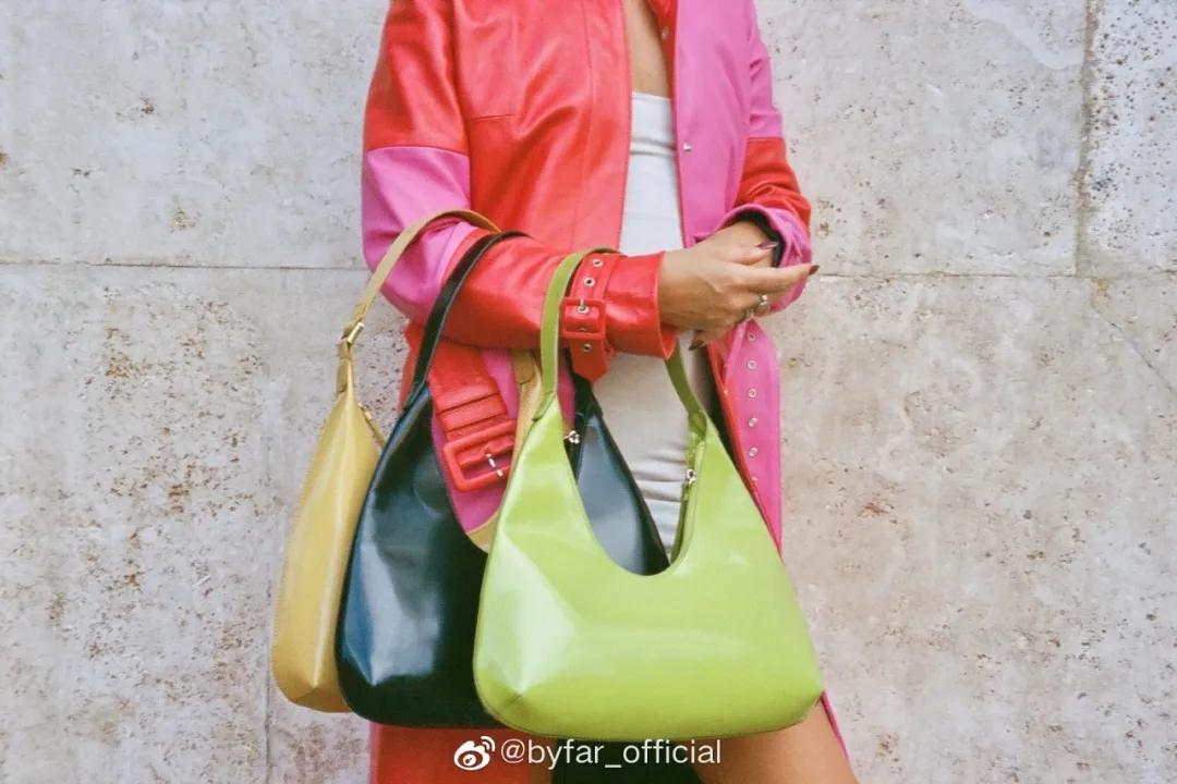 钟楚曦宋妍霏对比照,宋妍霏钟楚曦时尚搭配