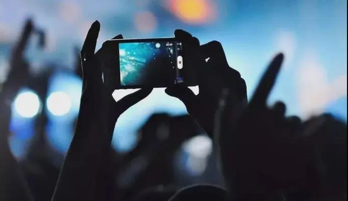 一场革命即将到来,一场新的革命开始了