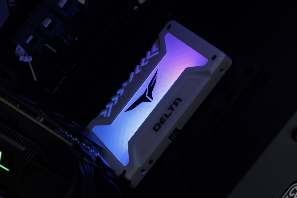 索泰rtx2080ti-xgamingoc拆解,索泰2080ti装机