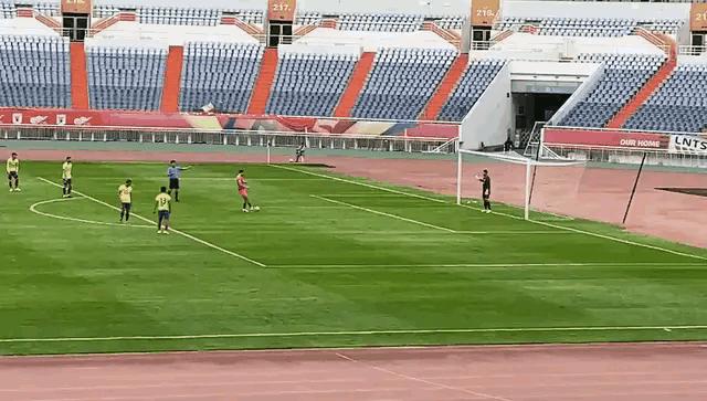 格德斯罚丢点球,格德斯主动罚丢点球视频