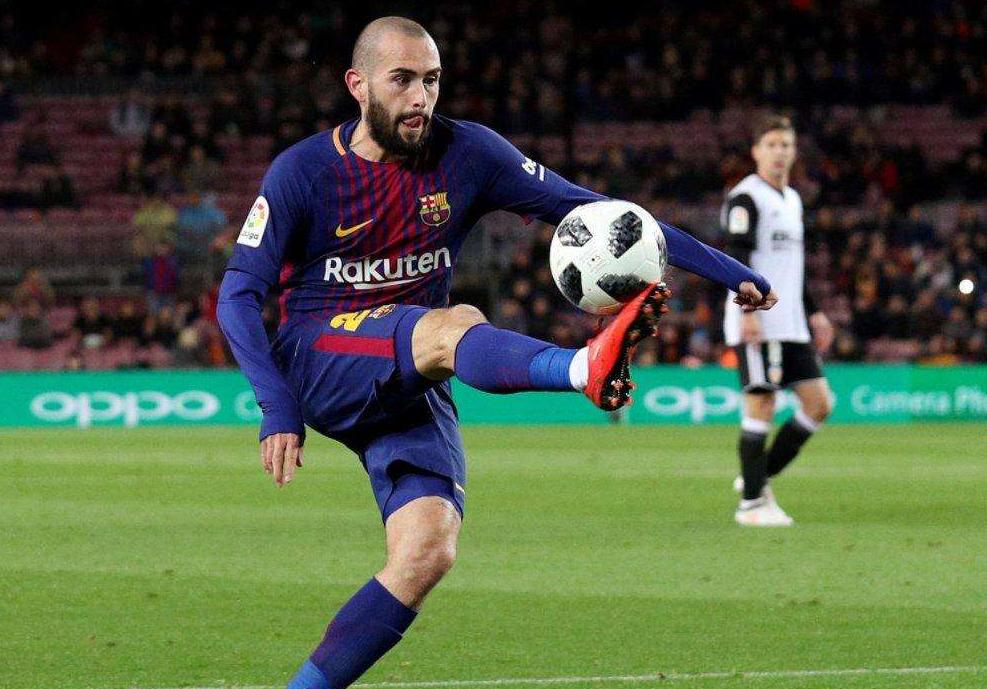 巴萨重登榜首,巴萨重返西甲排名