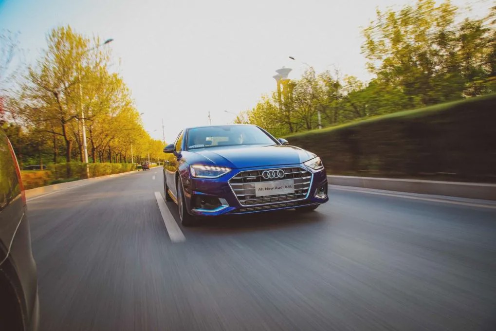 不同品牌却非常相似的车,盘点不同品牌的车