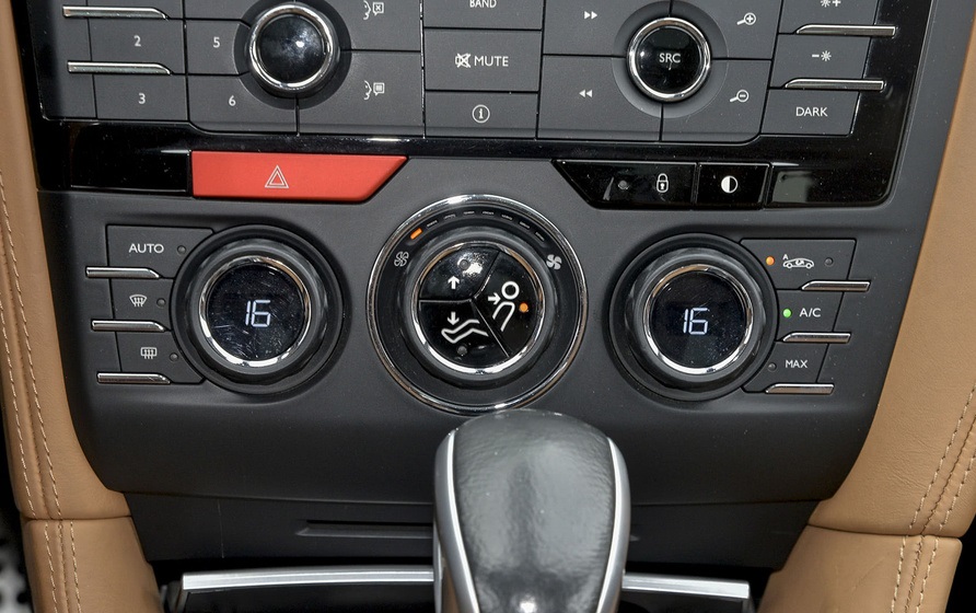 长安谛艾仕2021款全新ds6,2017款谛艾仕ds6豪华版车怎么样