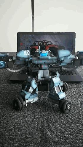 射击、近战、技能……不，这不是电脑游戏，这是Ganker机器人！