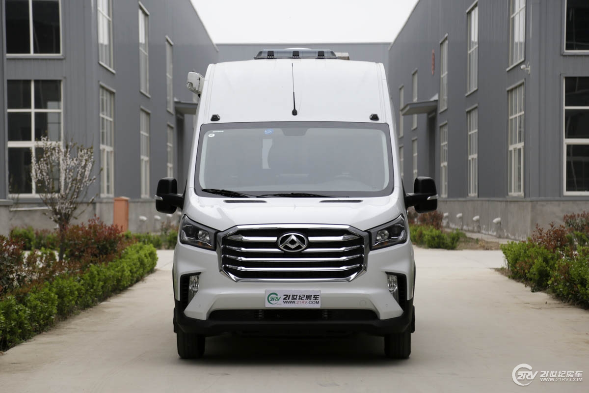 25万大通v90七座,大通v90自动挡5.95米长轴高顶房车