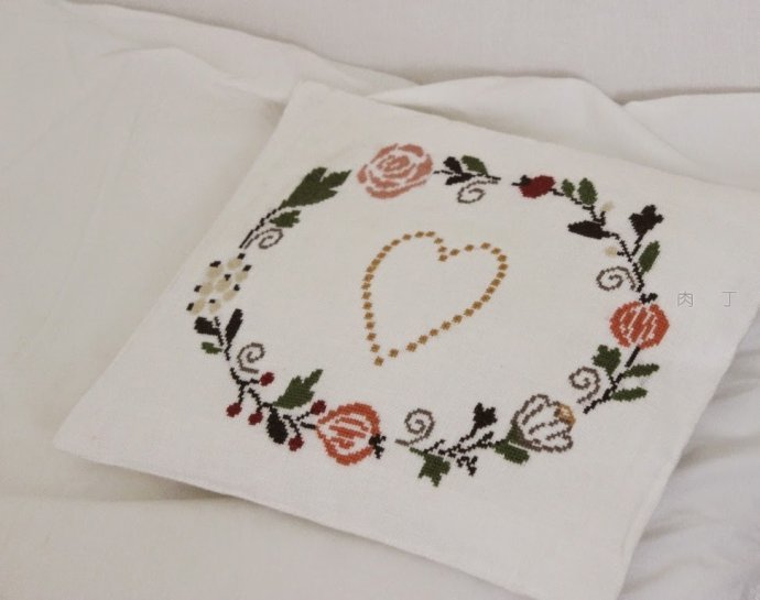 意大利设计师Luli的十字绣图纸及成品图片作品大全，编织也能用到