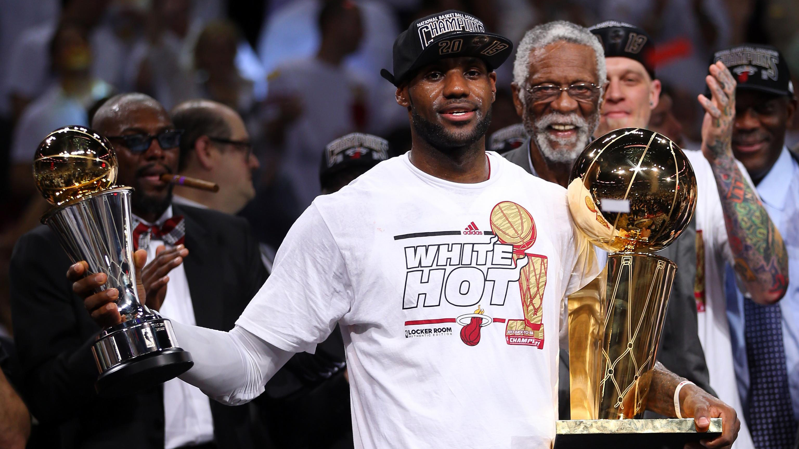 老詹23赛季扣篮集锦,老詹23号球衣绝版