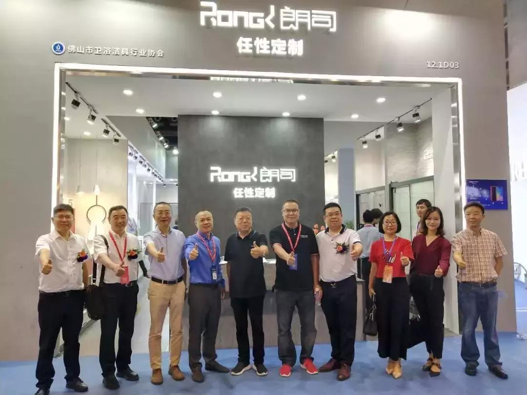 广州建博会卫浴直播现场,广东建博会整装卫浴