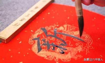 这才是猪年的最佳春联,猪年春联四字大全集