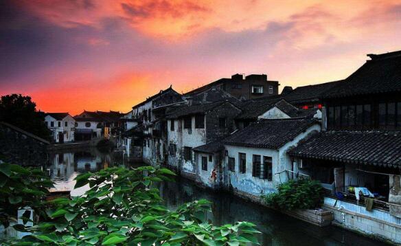 苏州旅游必去十大景点苏州园林,拙政园离苏州站近还是苏州北近