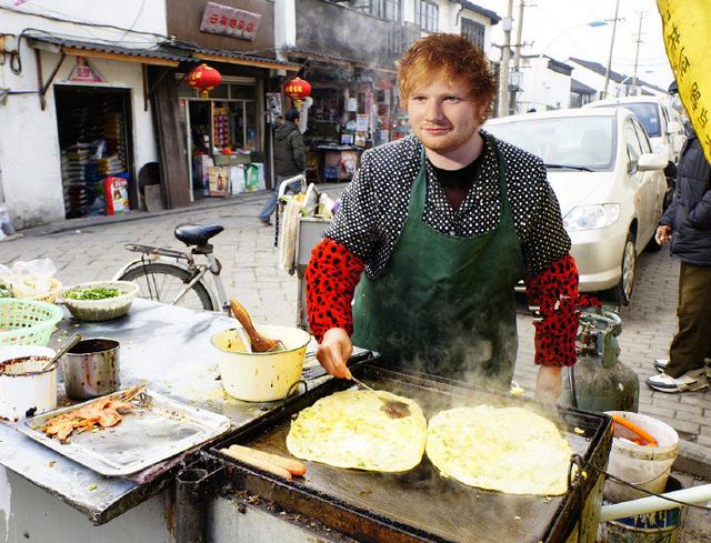 00后练摊记带你走进地摊生活,地摊练摊怎么样