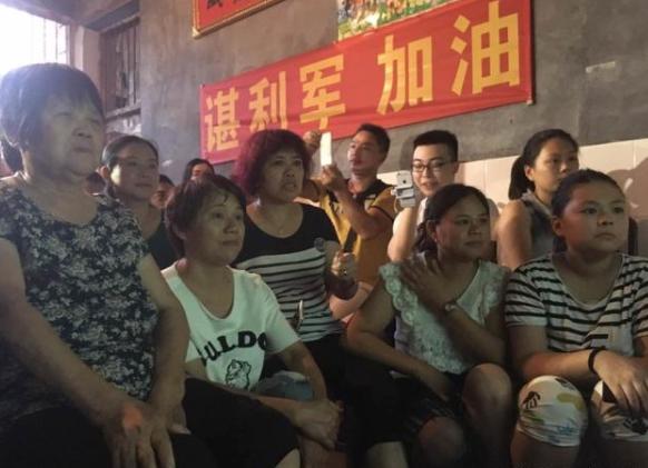 小孩子练举重有没有发展 (小孩练举重有前途吗)