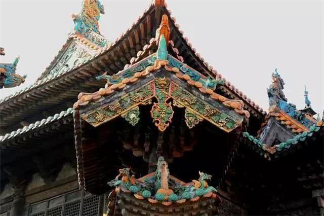 名器“琉璃”，价比玉高，为何常被古人用作建筑材料？