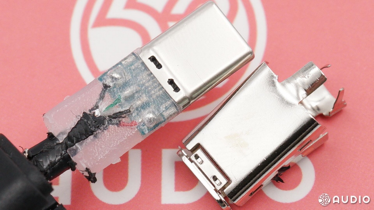 拆解报告：创新科技SXFITRIO三驱者Type-C接口有线耳机