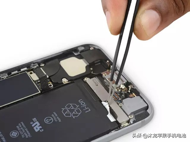 iphone6s更换电池以后怎样使用,iphone6s怎么更换电池教程