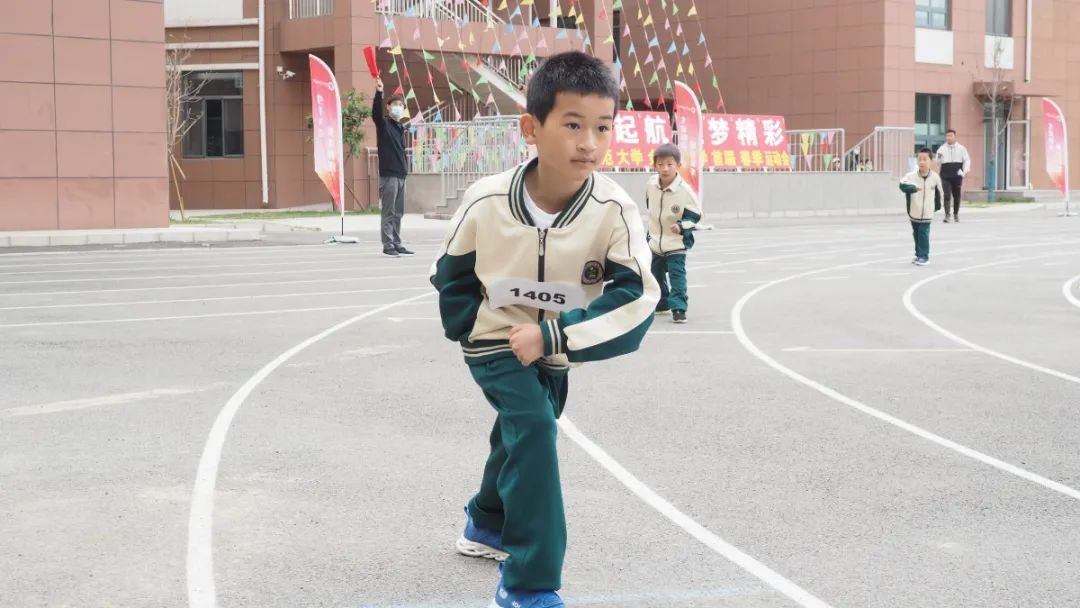 2024运动会会徽和吉祥物,校运会会徽怎么设计火炬