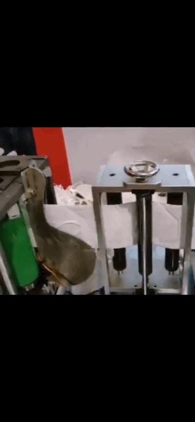 大写的赞！这些福建企业转产！开足马力生产口罩防护服……