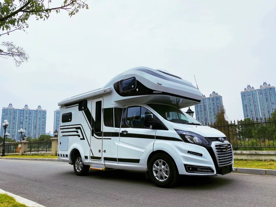 江铃原厂小野牛房车视频,江铃房车小野牛两座