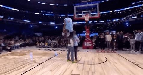 戈登扣篮大赛韦德全场嘘声,韦德给戈登打9分的扣篮视频