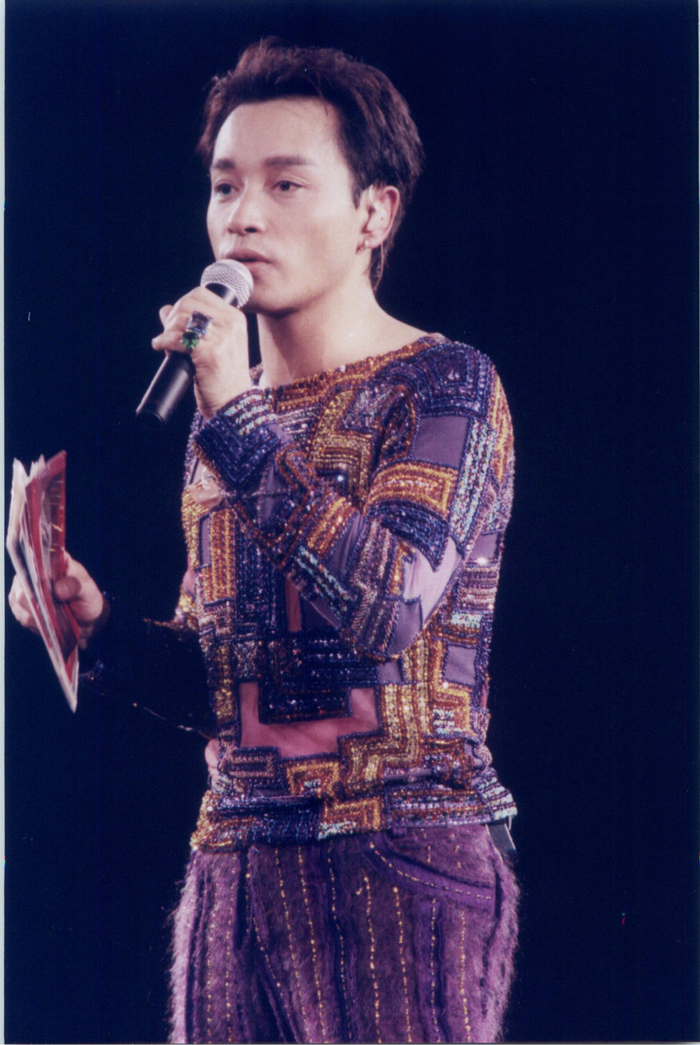 1994红磡摇滚之夜曲目,香港乐坛哪一首歌轰动歌坛