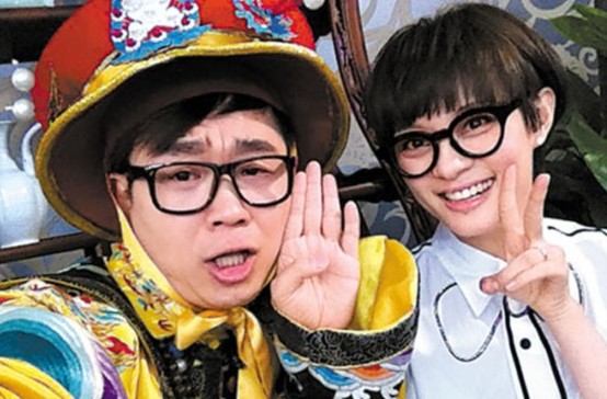 他曾离家出走，街头卖唱，今靠《屌丝男士》走红，屌丝逆袭成导演