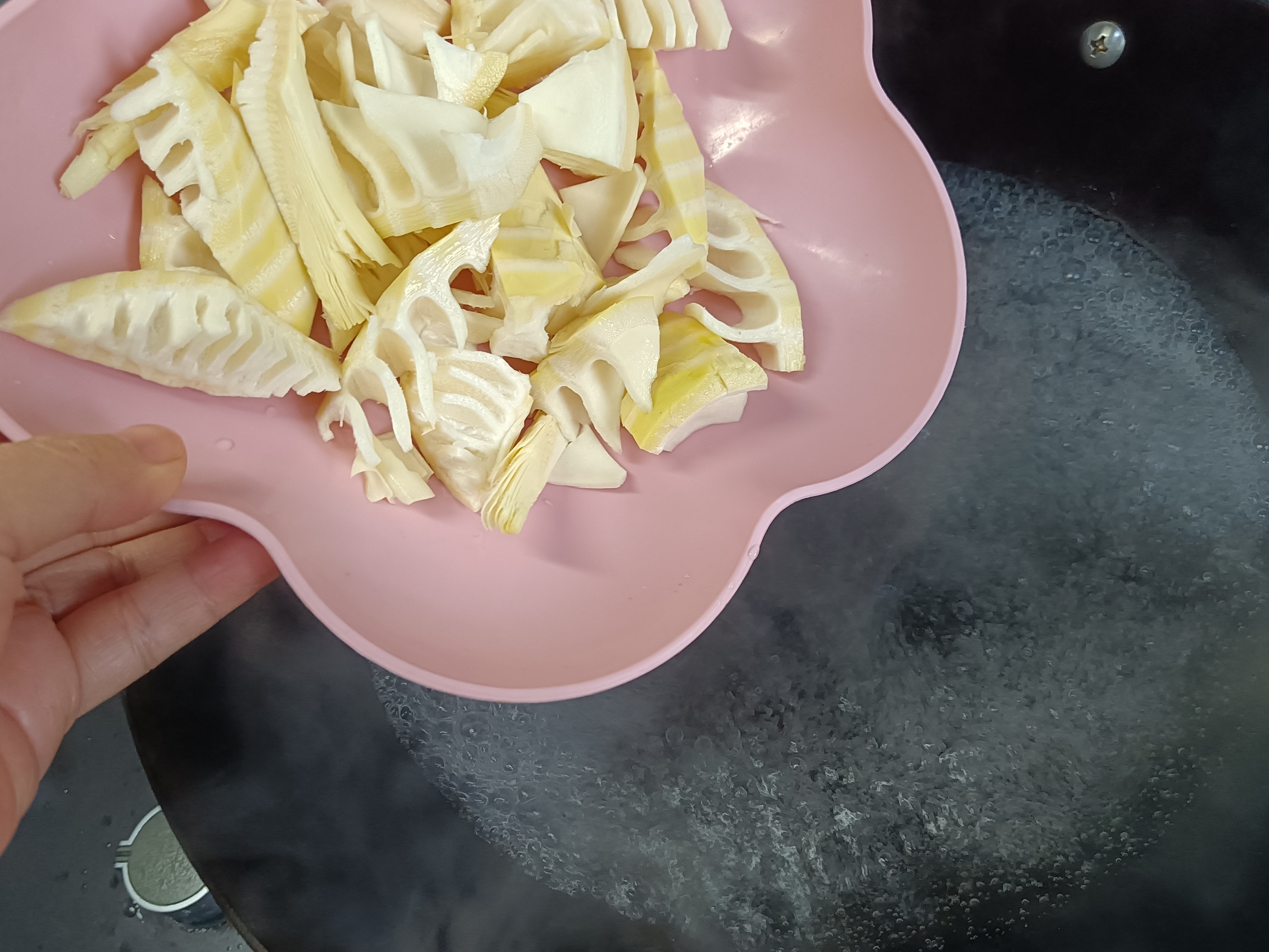 春笋烧肉的做法大全家庭版,春笋烧肉做法最正宗