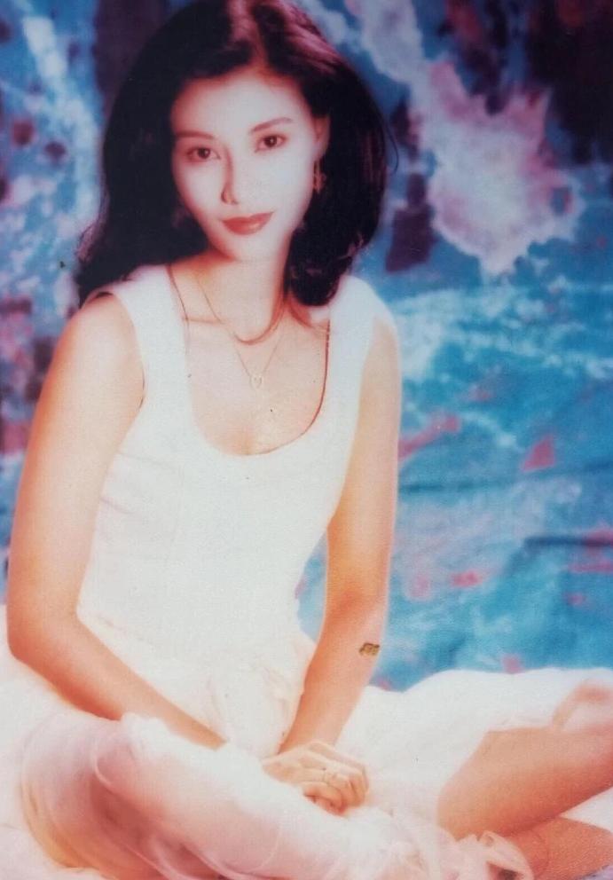李嘉欣千亿豪门,最强小三收入