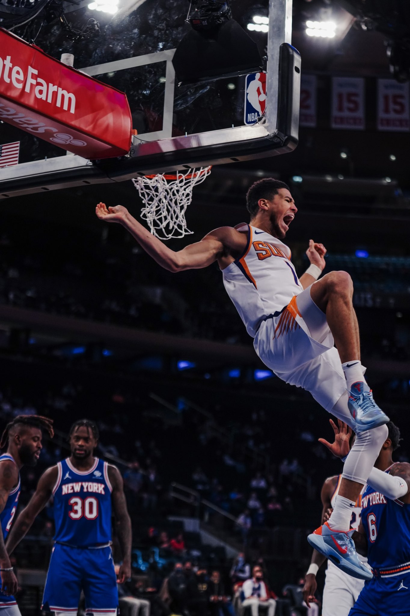 逗妹吐槽：米兰终于上头条了！不过是以0-3的方式…