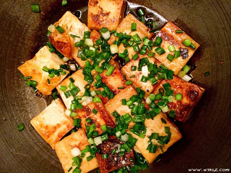 煎豆腐一面焦一面嫩,煎豆腐做法外焦里嫩