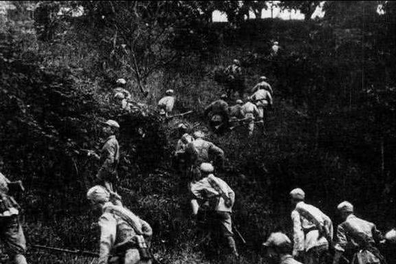 1950年的一封密电，让毛主席看后勃然大怒，亲令全国剿匪260万人