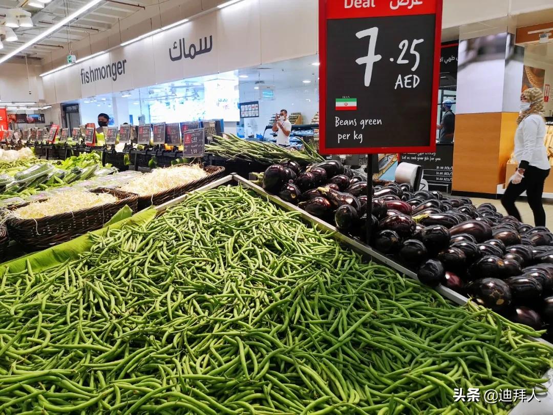 迪拜的物价多少钱一平方,迪拜顶级商场购物实拍